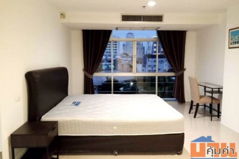 The Capital Sukhumvit 30 Pet Friendly spacious quiet 6th floor BTS Phrom Phong