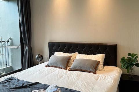 Rhythm Sukhumvit 44 Clean quiet comfortable 6th floor BTS Phra Khanong