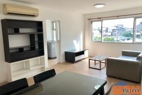 One Sukhumvit 67 Private quiet comfortable 4th floor BTS Phra Khanong