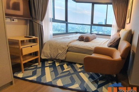 Ideo Sukhumvit 93 spacious safe quiet 22nd floor BTS Bang Chak