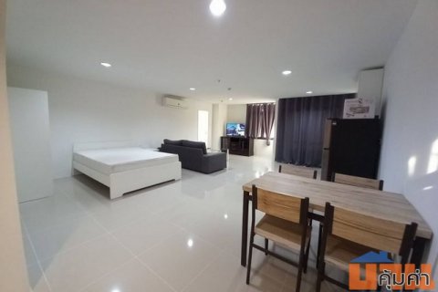 Waterford Park Thonglor spacious safe quiet 8th floor BTS Thonglor