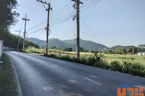 Land for Sell   ใกล้ ปตท.ทางขึ้นเขาใหญ่ (หนองสาหร่าย)  มีหลายแปลง แบ่งโฉนดเรียบร้อย พร้อมโอน