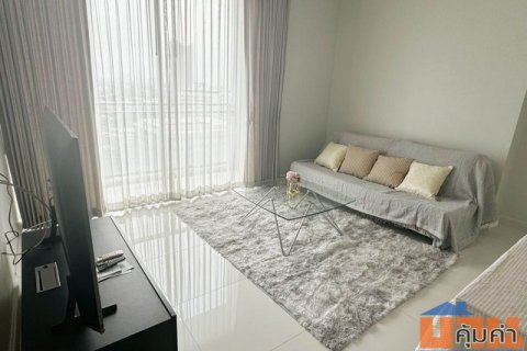 The Bloom Sukhumvit 71 clean beautiful view quiet 18th floor BTS Phra Khanong