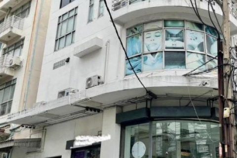 ให้เช่าอาคาร 4.5 ชั้น 2 คูหา  ถนนอ่อนนุช ระหว่างซอย 41-43 ใกล้ MRT ศรีนุช