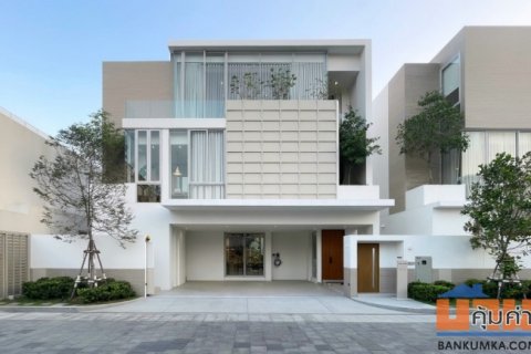 ขาย บ้านเดี่ยว ทำเลใจกลางพระราม9 Super Luxury villa 457 ตรม. 62 ตร.วา Luxury and unique style