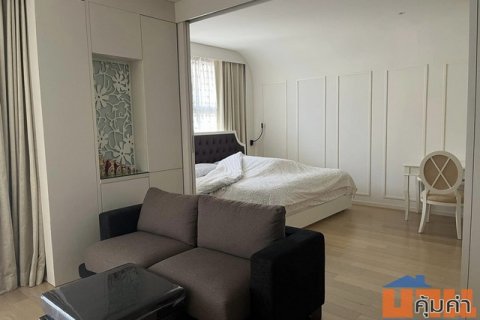 Mode Sukhumvit 61 Private comfortable quiet 8th floor BTS Ekkamai