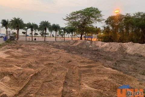 ที่ดินแปลงสวย  ริมชายหาดกระทิงลาย (บางละมุง) พัทยา   เนื้อที่  2-0-88 ไร่