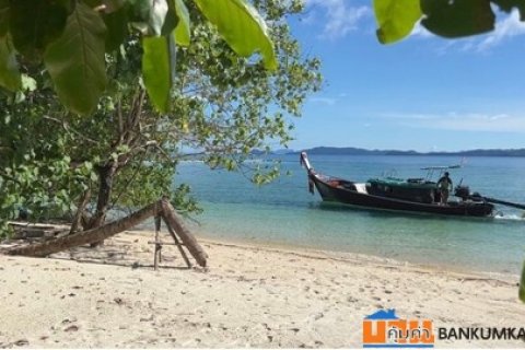 Beach front land 18 Rai Naka Yai Island, Phuket. ที่ดินติดทะเล เกาะนาคา