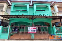 ขายทาวน์เฮ้าส์ หมู่บ้านเลิศอุบล ลำลูกกา คลอง 5 เนื้อที่ 32 ตร.ว. 2 ชั้น 5 นอน 3 น้ำ