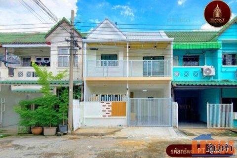 ขาย ทาวน์เฮ้าส์ลดาสิริบางบัวทองราคาย่อมเยาว์พร้อมอยู่