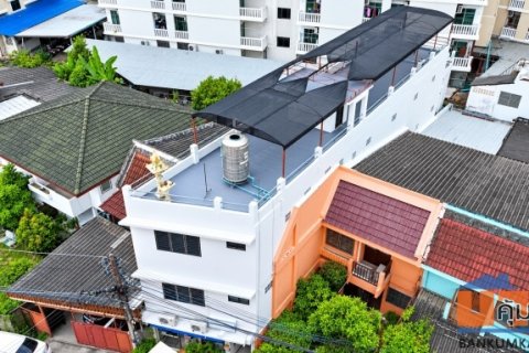 ขายอาคารพาณิชย์ 3 ชั้น พิมทอง สุเทพ เชียงใหม่ ทำหอพัก 16 ห้อง พร้อมพื้นที่ค้าขาย  เหมาะลงทุน