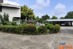 Land for sale in a prime location, very close to a main road,   Land with building at Sukhumvit สุขุมวิท 101  BTS Punnaw