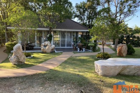 ขายบ้านสวนพร้อมบ้าน 3 หลัง บนที่ดิน 5 ไร่ ติดถนนใหญ่ เส้นทางไปห้วยสีทน จ.กาฬสินธุ์