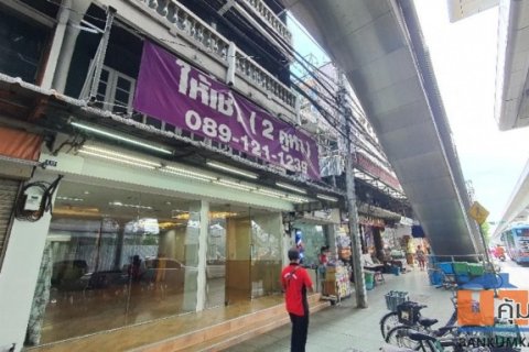 ให้เช่าพื้นที่ค้าขายชั้น 1 สองคูหา 108 ตร.ม. ตรงข้ามตลาดยิ่งเจริญ ใกล้ BTS สะพานใหม่
