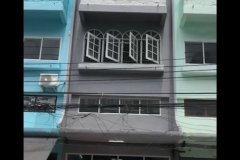 ให้เช่า ตึกแถว 4 ชั้น ต่อเติมเต็ม เอกชัย 69/1 ราคา 1หมื่นบาท/ด. บาท T. 086-4540423