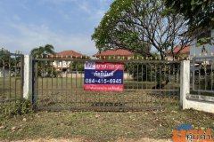 ที่ดินแปลงสวย ถมแล้ว ติดถนนเสรีไทย เหมาะทำธุรกิจ