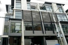 ให้เช่า อาคารสำนักงาน4 ชั้นโครงการดิสทริค-ศรีวรา ทาวน์ อิน ทาวน์ 50ตรวใช้สอย460ตรมแอร์ทุกห้อง7ห้องน้ำ6 – 7  ที่จอดรถ