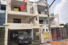 ขายทาวน์เฮ้าส์ 3 ชั้น 30 ตรว หมู่บ้านคลองหลวงโฮมเพลส ตรงข้ามแมคโครคลองหลวง โทร 0982251577