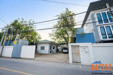 ขายที่ดินพร้อมสิ่งปลูกสร้าง  ทำเลประเสริฐมนูญกิจ 48 ตรงข้าม Chocolate Ville