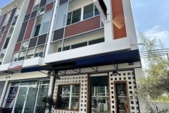 ขายตึกใหม่ 3.5 ชั้น (หลังมุม) โครงการ Vizio Romklao-Suvanabhumi (วิซิโอ ร่มเกล้า-สุวรรณภูมิ)