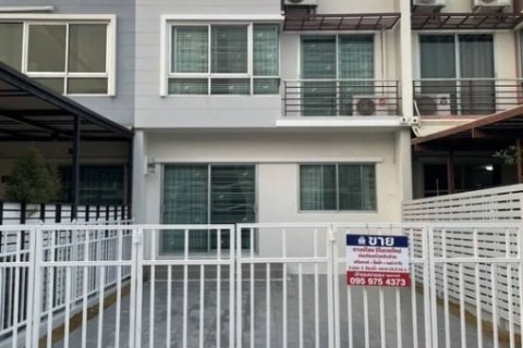 ทาวน์โฮม 2 ชั้น 24.6 ตร.วา โครงการศุภาลัย เบลล่า วงแหวนปิ่นเกล้า-พระราม 5 อำเภอบางกรวย