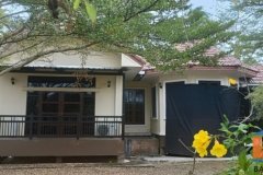 ขายบ้านเดี่ยวพร้อมที่ดิน 3 ไร่ 73 ตรว. ทำเลดี ใกล้ตลาดน้ำอัมพวา