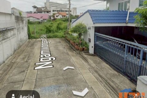 ขายที่ดินเปล่า สุดถนนงามวงศ์วานซอย 15 สามารถขึ้นตึกสูงได้ 8 ชั้น ถนน 6 เมตร ราคาดีทำเลดีมาก ติดต่อผึ้งรติ 0619419639