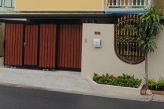 ขายที่ดินแปลงเล็ก 27 ตรว เหมาะทำที่อยู่อาศัยหรือการค้ามาก ทำเลเจริญไม่ไกลรถไฟฟ้า ห้วยขวาง ขายบ้านเก่า ต้องสร้างใหม่ 27 ว