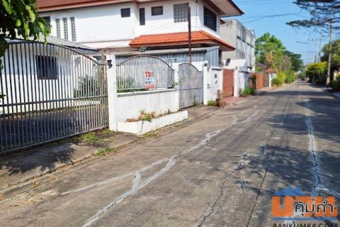 ขายบ้านเดี่ยว หมู่บ้านปาริชาติ คลอง 4 ถนนเลียบคลองสี่ อำเภอคลองหลวง ปทุมธานี