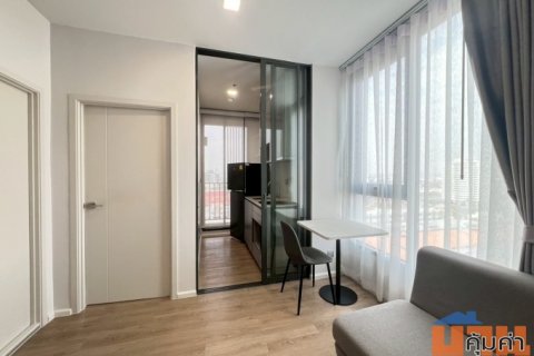 ให้เช่า คอนโด ติดถนนรามคำแหง ใกล้รถไฟฟ้า โมดิซ ไรห์ม รามคำแหง  ห้องมุม