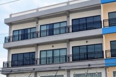 ขายอาคารพาณิชย์ 3.5 ชั้น 3 คูหา ขนาด 636 ตร.ม. ทำเลดี ใกล้ตลาดเจ้าพระยา ต.บางกร่าง อ.เมือง จ.นนทบุรี