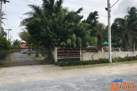 ขายที่ดินพร้อมสิ่งปลูกสร้าง สวยทำเลดี อำเภอเมือง จังหวัดนครศรีธรรมราช