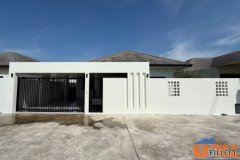 ขายหมู่บ้านมันดาราวิลล่า ถลาง - ย่าจันทร์ บ้านหลังใหญ่ พื้นที่เยอะ สะดวกสบาย จัดสวนสวยเต็ม