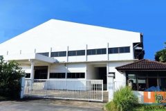 ขายโรงงานพร้อมที่ดินขนาด 2 ไร่ 3 งาน 47 ตร.ว. ย่านนิคมอุตสาหกรรมลาดกระบัง ทำเลดี เดินทางสะดวก