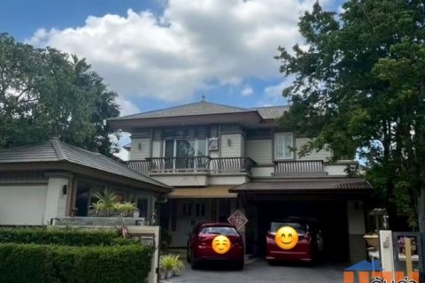 ขายบ้านเดี่ยว 2 ชั้น ม.ณุศาศิริสาทร-ปิ่นเกล้า ซ.5 ทำเลดี เดินทางสะดวก ใกล้ The Circle ราชพฤกษ์