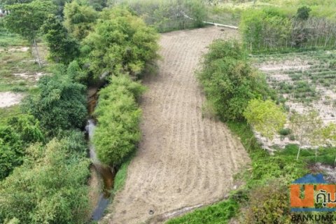 ขายที่ดินเปล่า 4-2-50 ไร่ ทำเลศักยภาพ ติดคลองกระเฉท น้ำไหลตลอดปี ใกล้นิคมอุตสาหกรรม ต.มาบข่า ระยอง