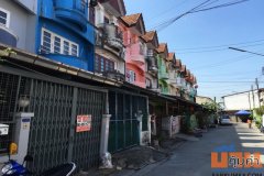 ขายทาวน์เฮ้าส์ หมู่บ้านพงษ์ศิริชัย 1 ติดถนนเพชรเกษม อำเภอกระทุ่มแบน สมุทรสาคร