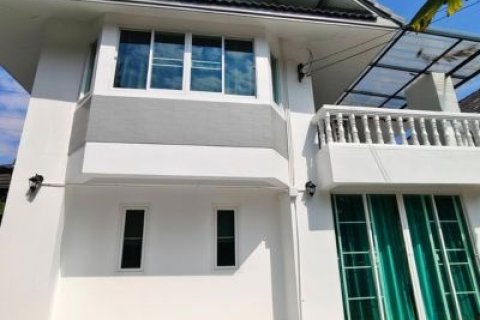 บ้านเดี่ยว ใกล้สี่แยกมีโชค 5 นาที รีโนเวทใหม่ บรรยากาศดีมาก บ้านสวย โล่ง ร่มรื่น พร้อมเข้าอยู่