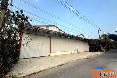 ให้เช่าโกดังสร้างใหม่ซอยกรุงเทพกรีฑาขนาด 650ตรม  มี 2 Unit หรือเช่ารวม 2 Unit รวมขนาด 1300 ตรมรถใหญ่เข้าได้ มีห้องน้ำ 2