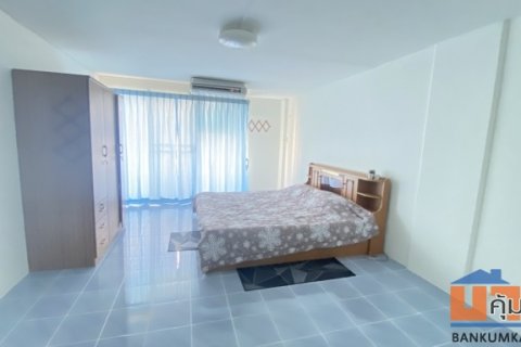 ขายคอนโดซิตี้วิลล่า ซ.ลาดพร้าว 128 ตึก G2 ชั้น 6 วิวสระว่ายน้ำ