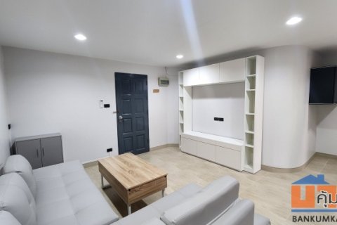 🏙 ให้เช่าประตูน้ำเพรสตีจ คอนโดมิเนียม ชั้นสูงวิวเมือง ใจกลางประตูน้ำ – รีโนเวทใหม่ ยังไม่เคยเข้าอยู่!