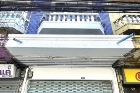 ขายอาคารพาณิชย์ 4 ชั้น (มีดาดฟ้า) ซ.สุขุมวิท 105 (ลาซาล 28)