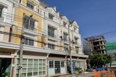 ให้เช่าโฮมออฟฟิศ 4 ชั้น โครงการพลัสพาร์ค อเวนิว ลาซาล-ศรีนครินทร์ ใกล้ BTSแบริ่ง และMRTศรีลาซาล