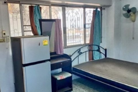 ขาย รื่นรมย์คอนโดฯ1 ชั้น 7 แถมเฟอร์นิเจอร์พร้อมอยู่ - รามคำแหง 24 แยก 14 (หลัง ม.รามฯ)