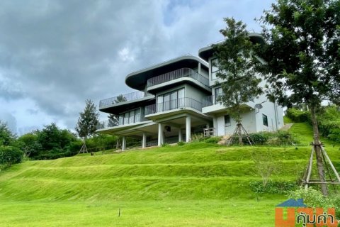 ขายบ้านพักตากอากาศเขาใหญ่ โครงการ Khao Yai Hideaway สไตล์โมเดิร์น วิวเขา ห่างจากโรงแรม ศาลาเขาใหญ่ ปากช่อง โคราช