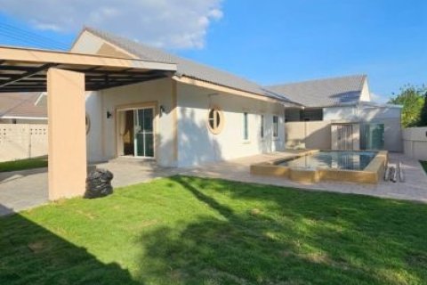 พูลวิลล่าส่วนตัว บ้านเดี่ยวชั้นเดียว นอกโครงการ พร้อมเฟอร์ เป็นส่วนตัว เงียบสงบ อยู่เองก็สบาย ปล่อยเช่าก็กำไรดี