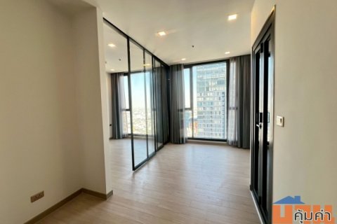 ขาย คอนโด  ใกล้ mrt พระราม 9 วันไนน์ไฟว์ วิวสวย