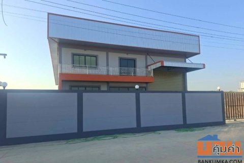 ขายและให้เช่า โรงงานอุตสาหกรรมมือหนึ่ง สมุทรสาคร ขอใบรง.4ได้ พื้นที่ใช้สอย 560-800 ตรม.