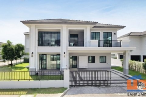 ขายบ้านเดี่ยวมือสอง โครงการ ลัดดารมย์ พุทธมลฑลสาย 3 (Laddarom Phutthamonthon Sai 3) หลังมุม