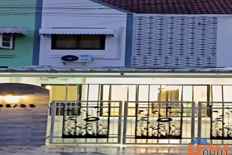 ลด1แสนขายทาวเฮาส์รัตนาวดีซอยจันทองเอี่ยม3ห้องนอน